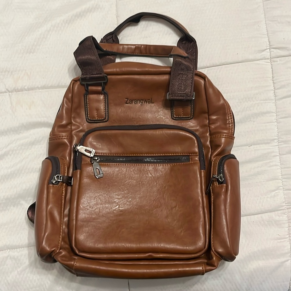 Jeep ZarangwaL Vegan Leather mini backpack. Vintage Bag. Brown